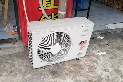 康定空调突然不制冷只吹自然风怎么办？